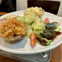 【大阪・堺筋本町】スタミナ満点の絶品火鍋「龍華軒」