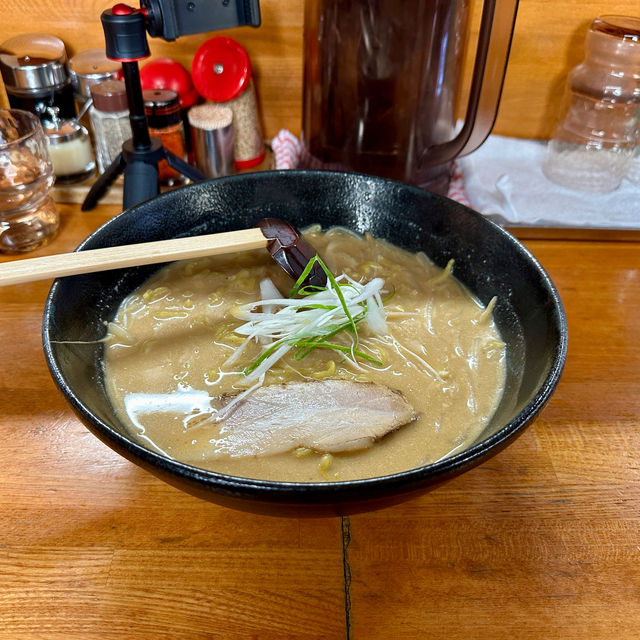 【北海道/札幌】常に行列が出来てる大人気のラーメン屋「信玄」