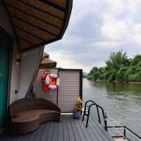ที่พักริมน้ำกาญจนบุรี
