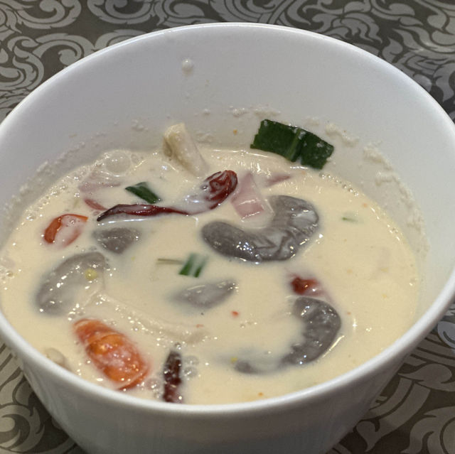 旺角覓食樓上舖泰餐