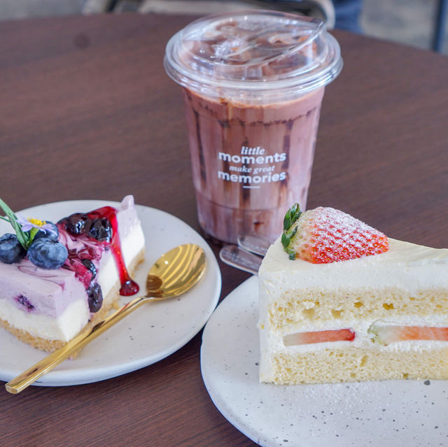 ที่เที่ยวอุบล วิวภูเขา ความทรงจำคาเฟ่