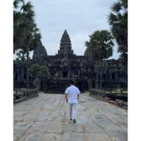 Angkor Wat : Timeless elegance