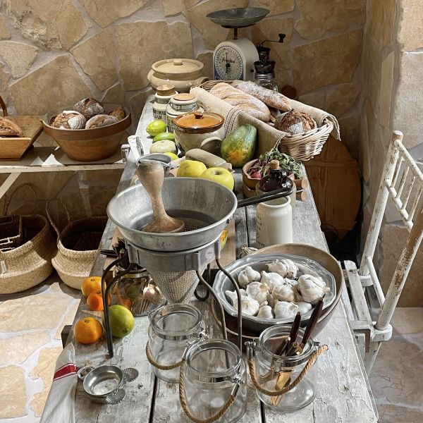 釜山にあるおすすめの雑貨屋さんBracket Table🍽️✨ | Trip.com 釜山