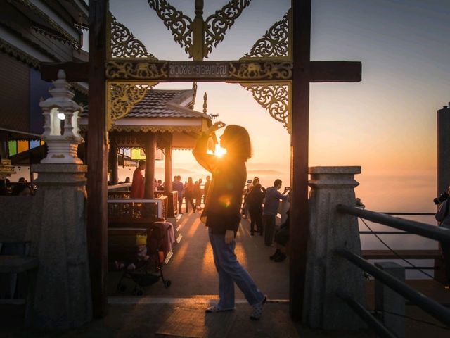 วัดพระพุธบาทผาหนาม