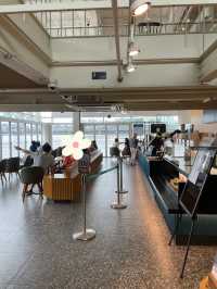 한강뷰를 가장 가까이서 만끽할 수 있는 ’스타벅스 - 서울웨이브아트센터점‘☕️