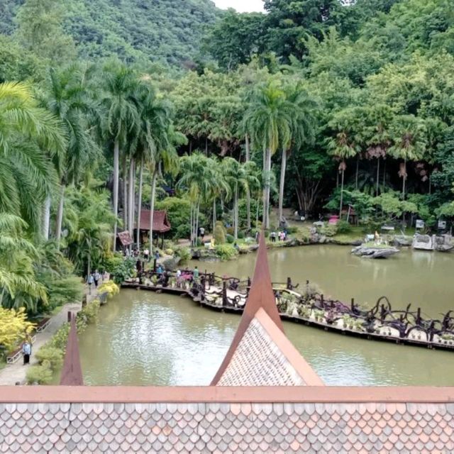 อุโบสถไม้ทรงศาลพระภูมิ วัดถ้ำเขาวง🌟