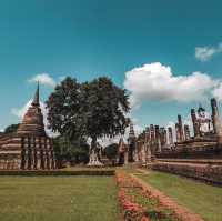 พาเที่ยวเมืองเก่า ชมเมืองมรดกโลก จ.สุโขทัย
