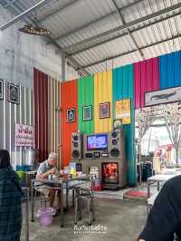 ฝากท้องมื้อเช้าไว้ที่ร้านข้าวแกงราคาย่อมเยา