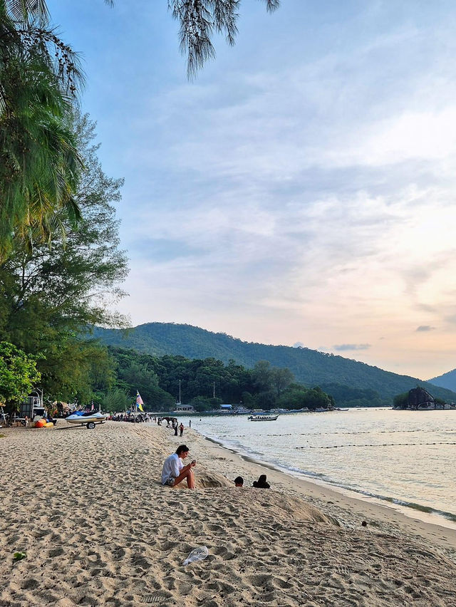 Bayview Beach Resort Penang 🌅🏖️💦