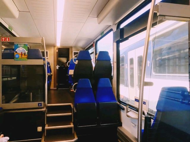 瑞士的火車之旅怎能不美麗呢？