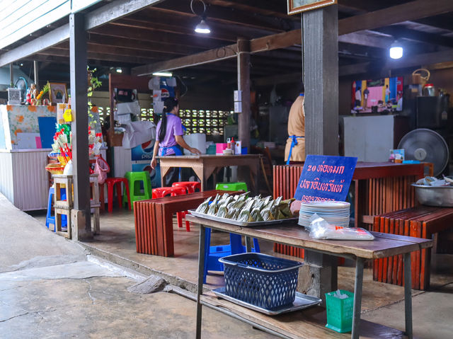 รีวิว ครัวแม่ฬากะเพราโครตปู (หัวหิน) 🦀