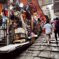 "Contrasting Vibes: The Dynamic Essence of Central Hong Kong"