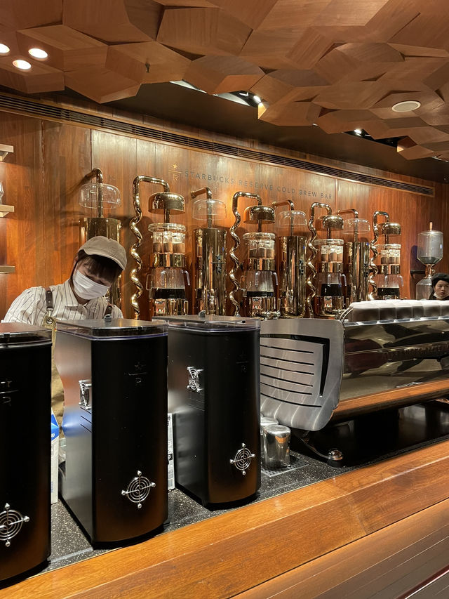 โรงคั่วกาแฟ Starbucks Reserve Roastery Shanghai โรงคั่วกาแฟ Starbucks Reserve Roastery Shanghai
