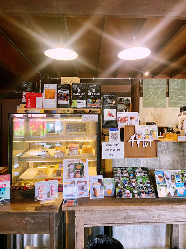 เฮือนหม่อน Coffee 