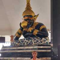 ขอพร พระราหู วัดศีรษะทอง