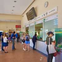 바다를 보며 달리는 철도,아름다운 카스카이스 종착역 Estação de Comboios De CASCAIS