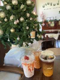 คาเฟ่สุดชิล ริมแม่น้ำน่าน