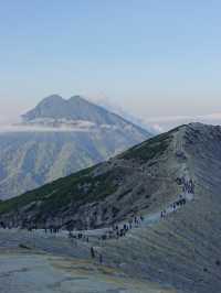 【インドネシア】別の惑星のようなイジェン山🏔️
