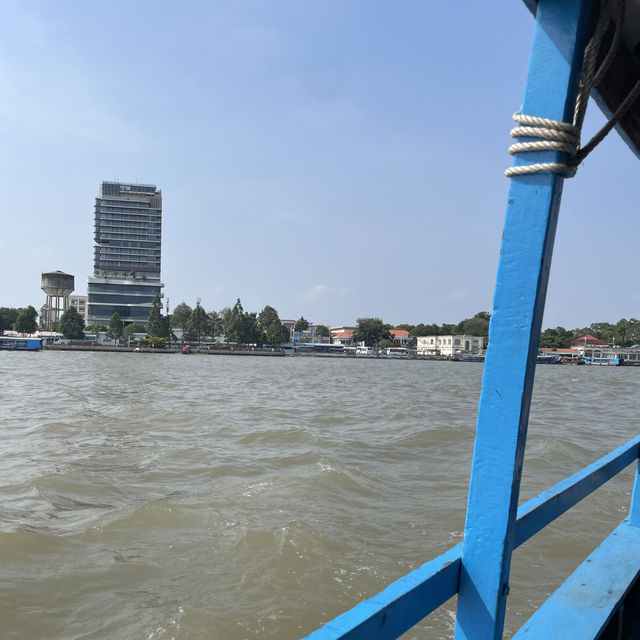A Scenic Boat Ride to Thoi Son Island with Local Delights!