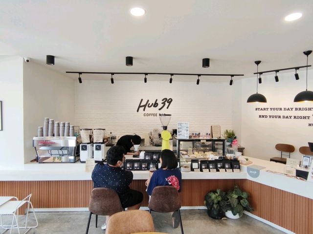 Hub39 Coffee Bar คาเฟ่รัตนาธิเบศร์ นนทบุรี