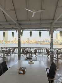 Moon river silk dining restaurant 