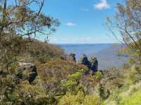 Enchanting Escapade: The Three Sisters Walk