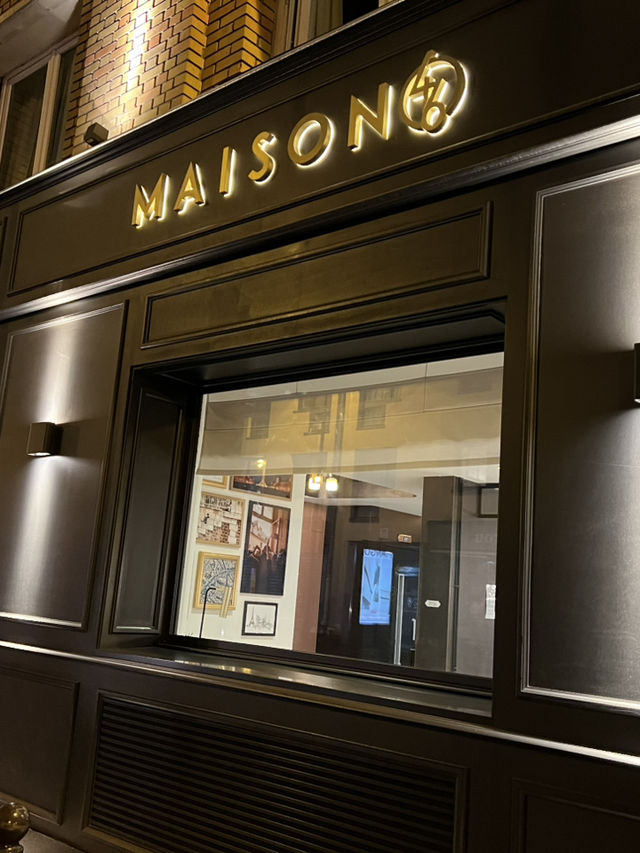 MAISON 46, cute small hotel in Paris❤️