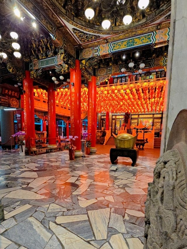 วัดโคมแดงเกาสง 🏮 อีก 1 ไฮไลท์ที่ไม่ควรพลาด
