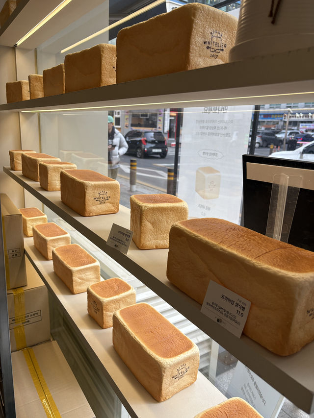 먹고싶은 두께로 즐길 수 있는 생식빵 전문 브랜드 ‘화이트리에’🍞