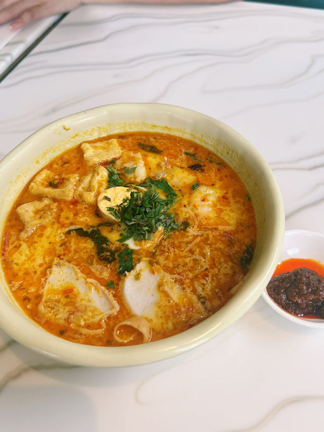 The Garden restaurant of multi-cuisine dishes🤩