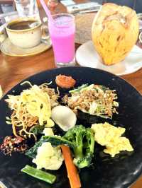 Breakfast buffet ที่โรงแรม Alila Ubud บาหลี