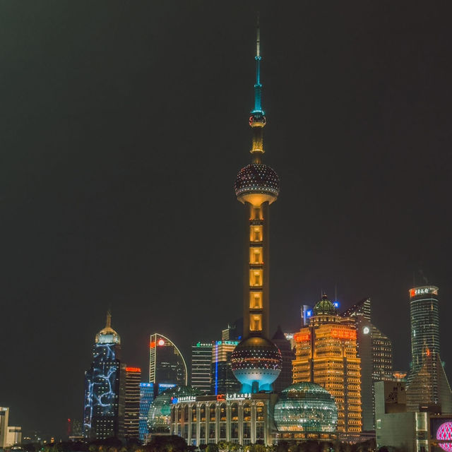 The Bund ตอนกลางคืนสวยมาก