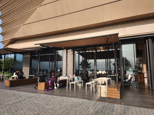 高質素精品海景咖啡店