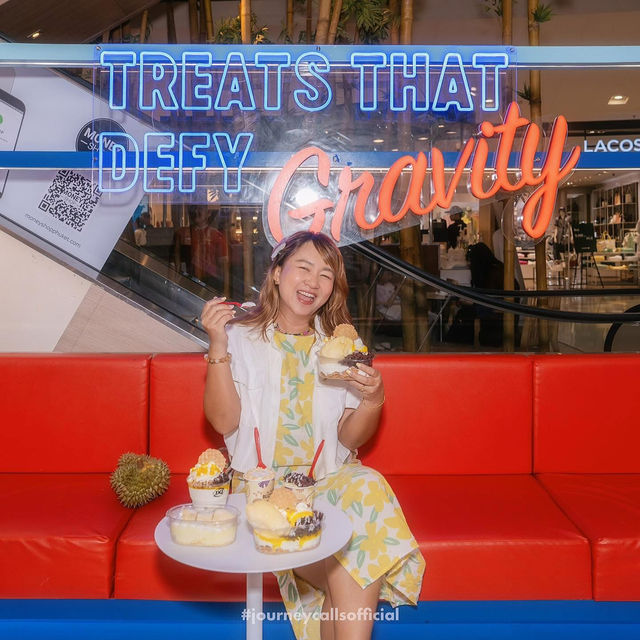 ทุเรียนเข้า Dairy Queen แล้วว💛💛💛