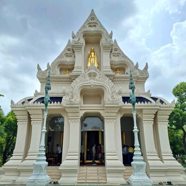 วัดทรงขอม วัดราชาธิวาส✨️