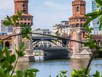 Oberbaum Bridge: Berlin's Iconic Link Between Past and Present