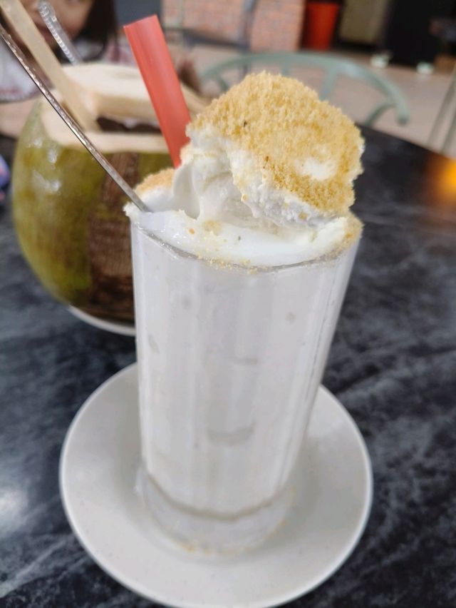 🔥🤫Milkshake Goals: Coconana’s Coconut Delight!
