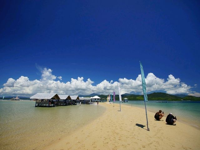 パラワン島の地下河川とアイランドホッピング