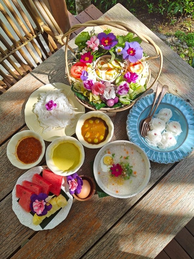 บ้านไร่ ไออรุณ สูดกลิ่นไอธรรมชาติให้เต็มปอด