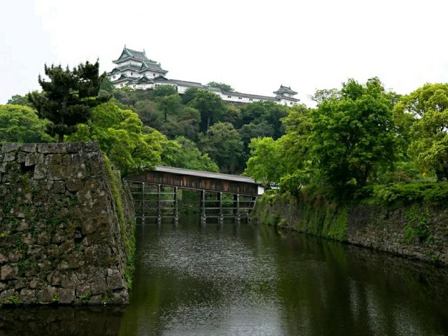 Akashi Castle Ruins – A Peaceful Glimpse into Japan’s Feudal Past
