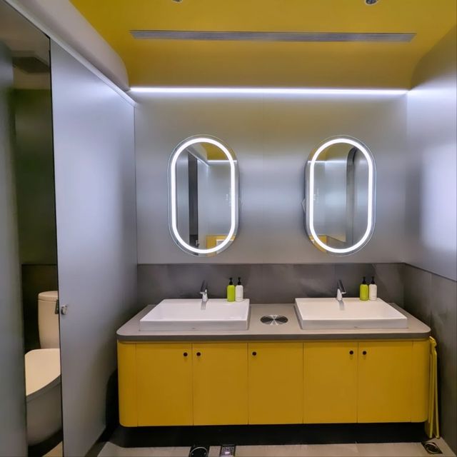 桃園機場 | 星宇航空商務艙貴賓室，宛如走入太空艙，超酷！