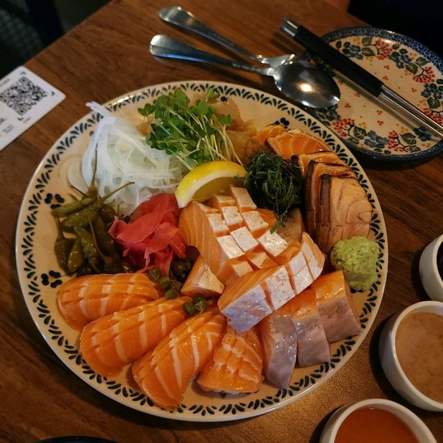 首爾 弘大 鮭魚控必吃
