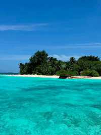 🌴 Stay at Emerald Faarufushi Maldives – A Slice of Paradise! 🏝️