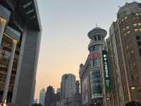 🌆 상하이의 심장을 걷다, 난징동루 보행가 🚶‍♀️