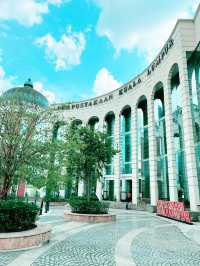 “Experience the Charm of Perpustakaan Kuala Lumpur: A Cultural Gem & Photo Haven”
