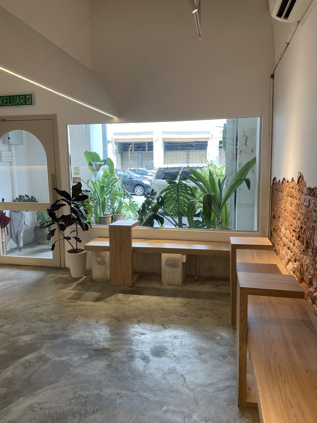 心ととのうカフェ“PACE Coffee”から旅スタート！