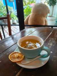 Apple Pie Bliss in the Heart of Manila