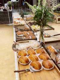 Boulangerie Bakery