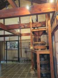古道歇腳處，馬籠宿的〔水車屋〕休憩時光