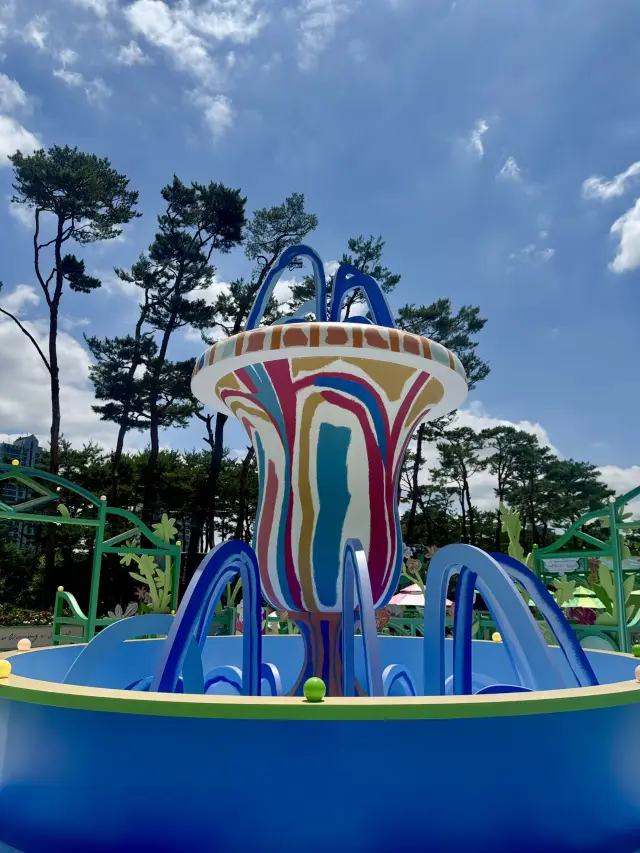 樂天世界塔梵克雅寶快閃展覽 春日綻放